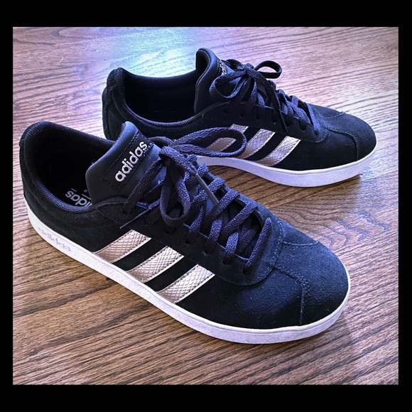 adidas Shoes - Adidas women’s black VL Court 2.0 sneakers sz 7.5